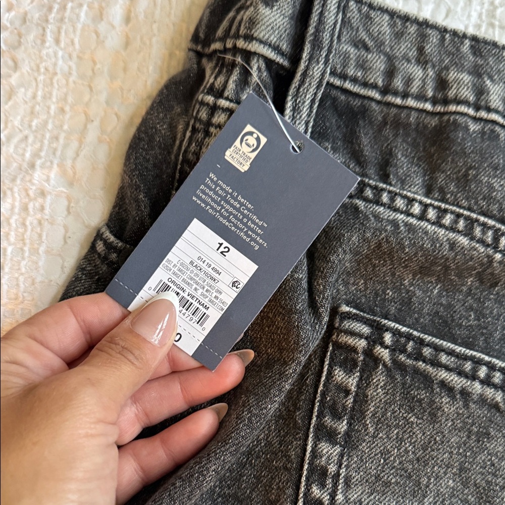 Universal Thread Dark Gray Jean Skort - image 4